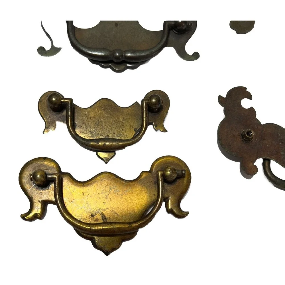 Gold Tone Brass Drawer Pulls Handles LOT Of 5 Mixed Sizes‎ & Styles